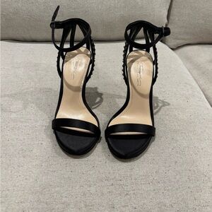 Vince Camuto Daphee Black Satin Strappy  Sandal size 5